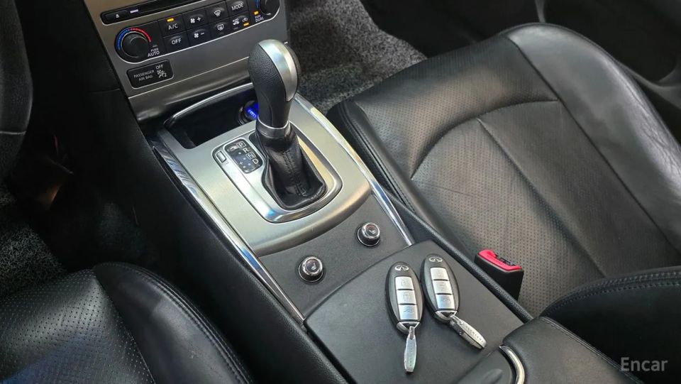Infiniti G
