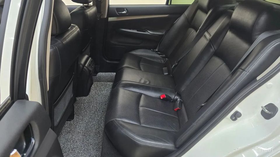 Infiniti G