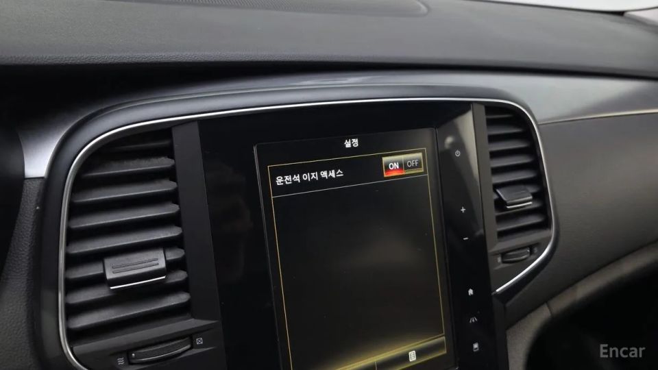 Renault-KoreaSamsung SM6