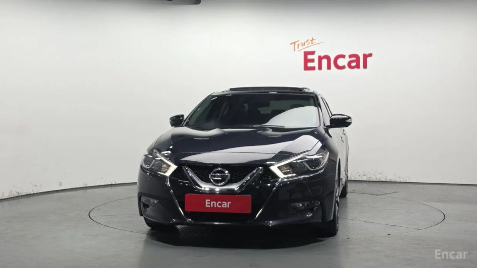 Nissan Maxima