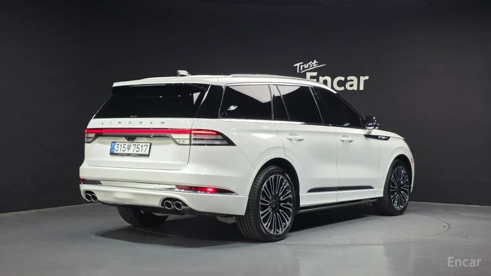 Lincoln Aviator