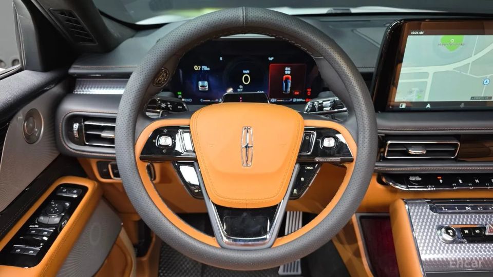 Lincoln Aviator