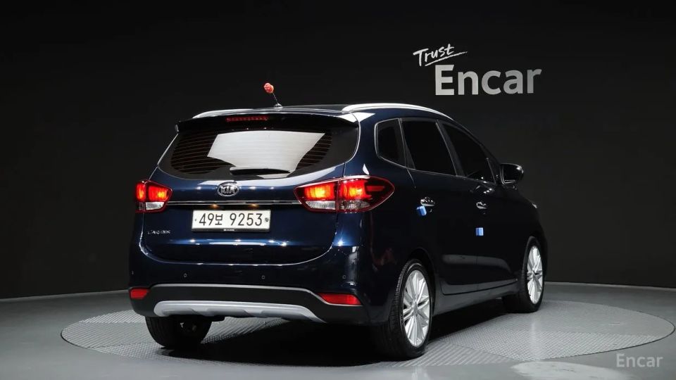 Kia Carens
