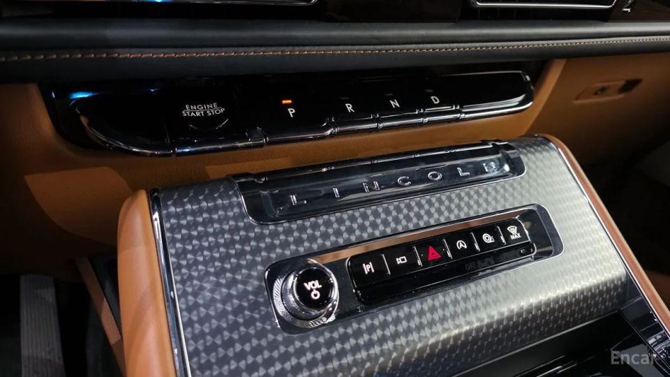Lincoln Aviator