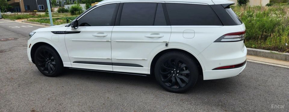 Lincoln Aviator