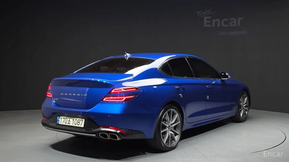 Genesis G70