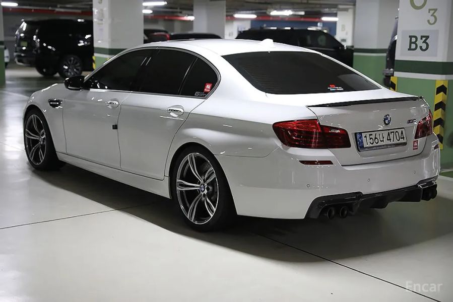 BMW M5