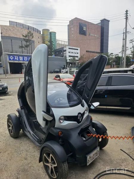 Renault-KoreaSamsung Twizy