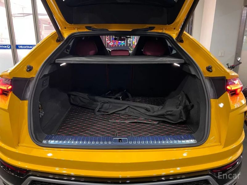 Lamborghini urus