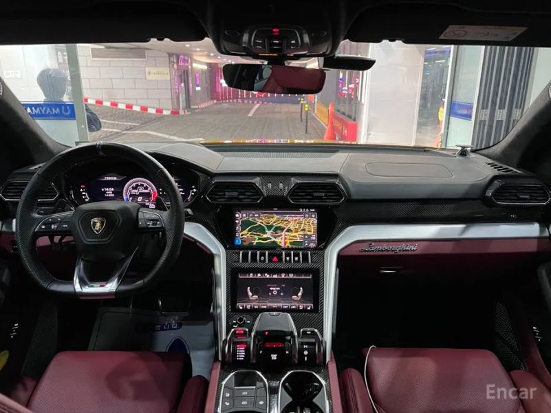 Lamborghini urus