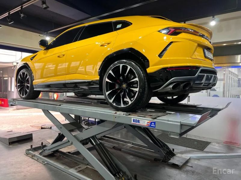 Lamborghini urus