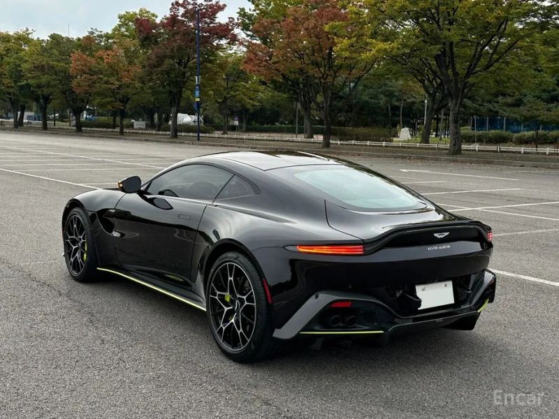 Astonmartin Vantage