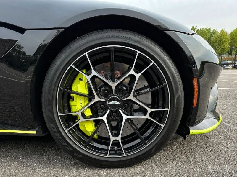 Astonmartin Vantage