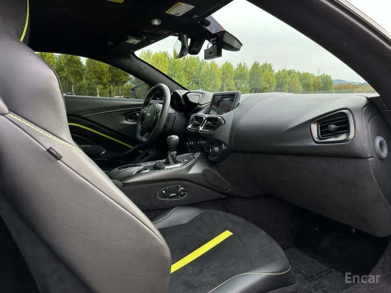 Astonmartin Vantage