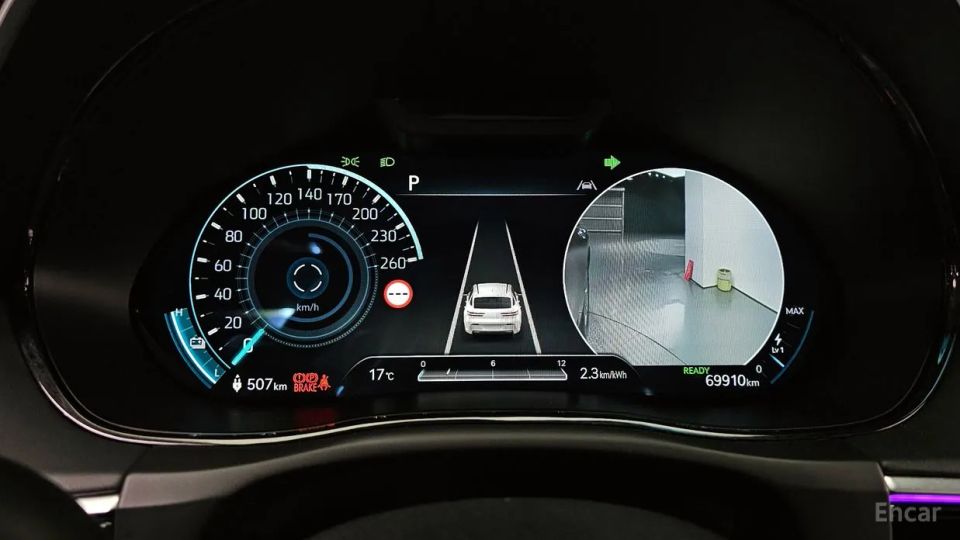 Genesis GV70