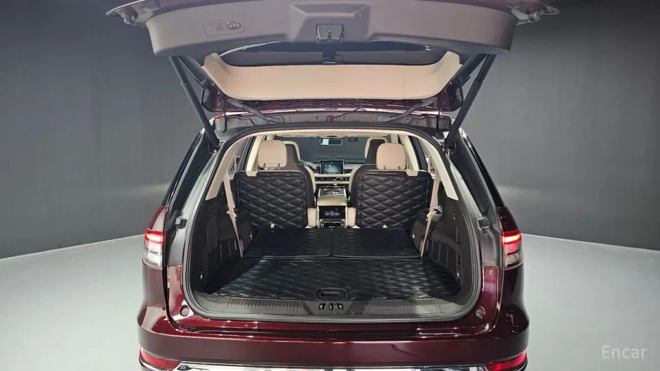 Lincoln Aviator