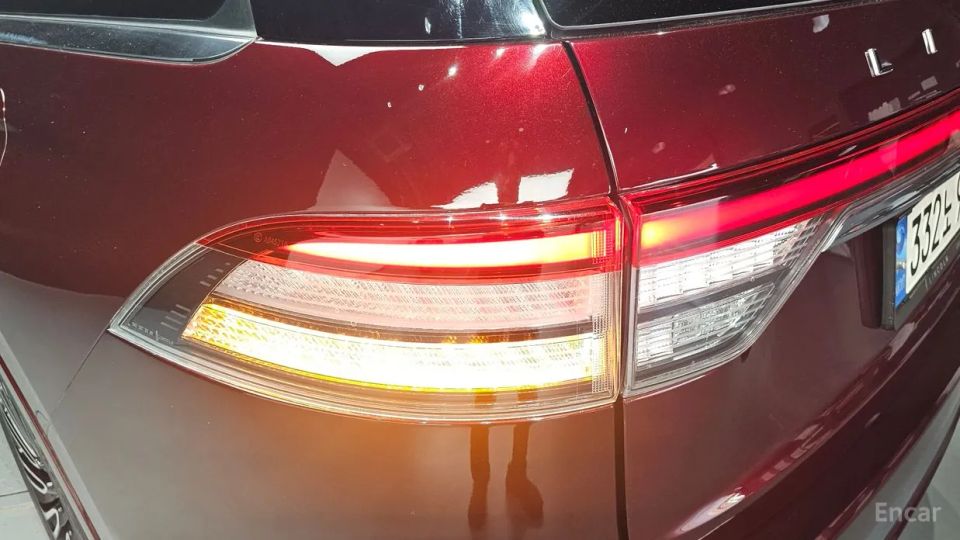 Lincoln Aviator