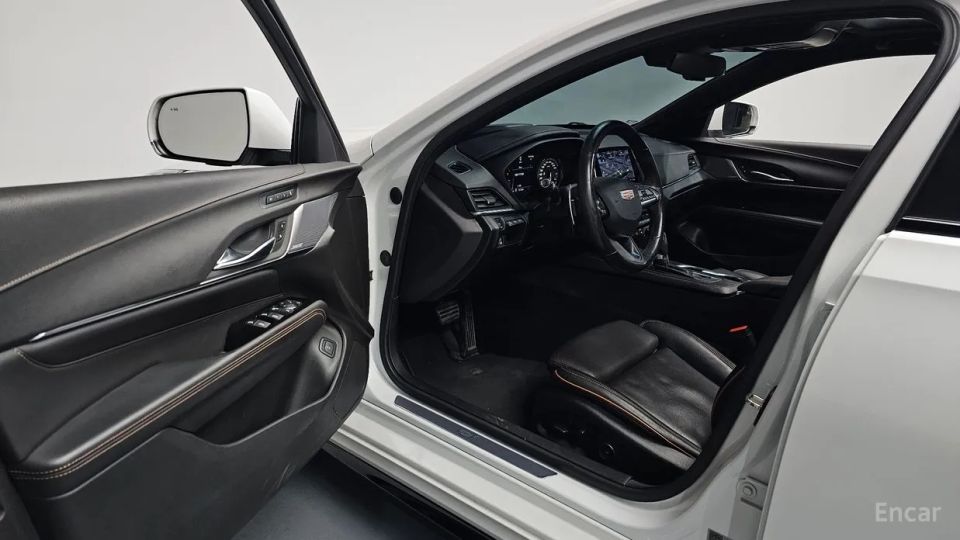 Cadillac CT4