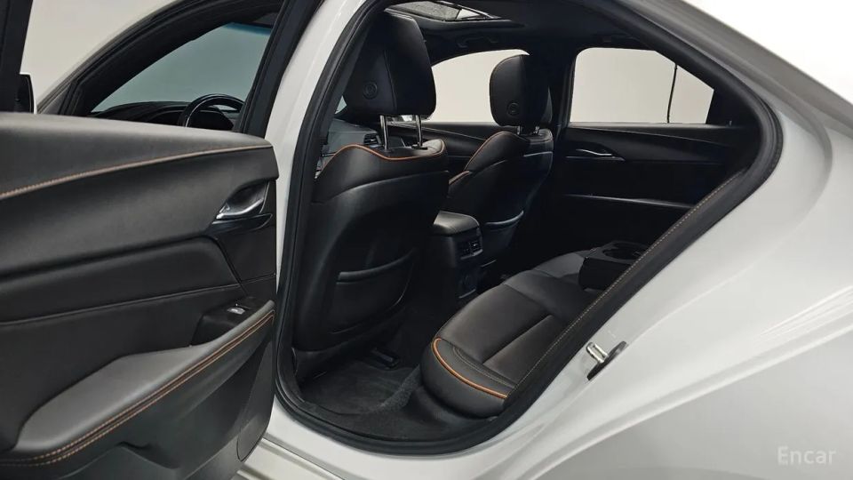Cadillac CT4