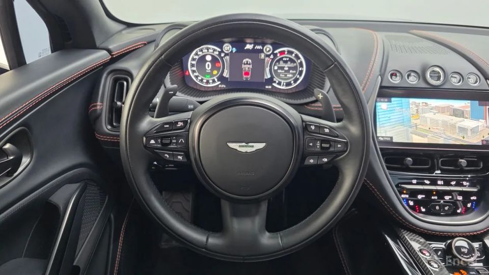 Astonmartin DBX