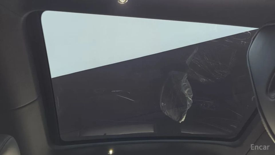 Astonmartin DBX