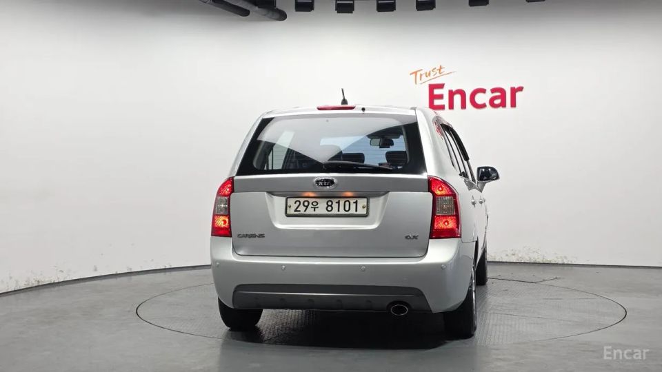 Kia Carens