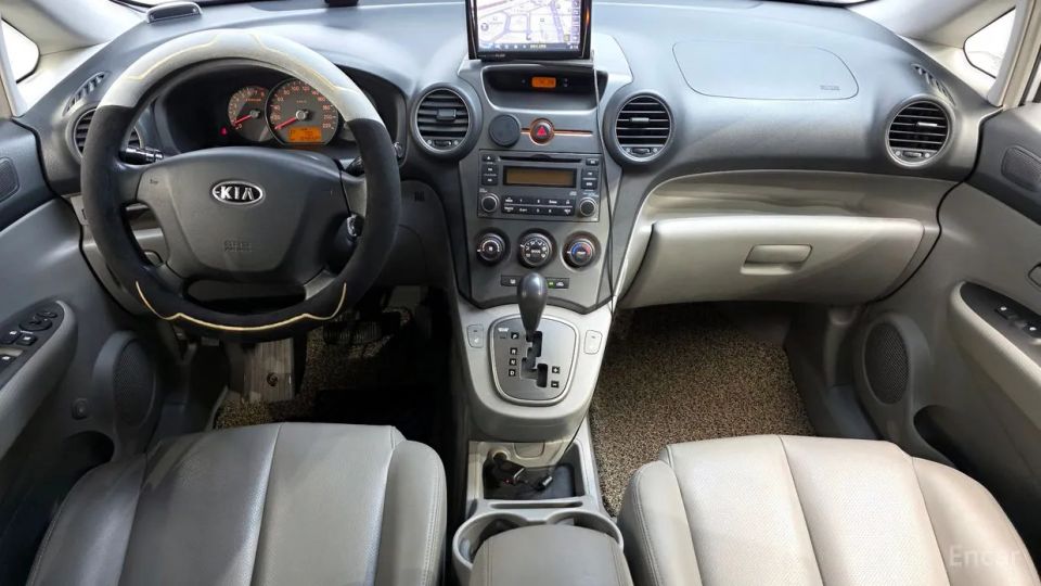 Kia Carens