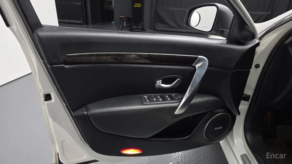 Renault-KoreaSamsung SM7