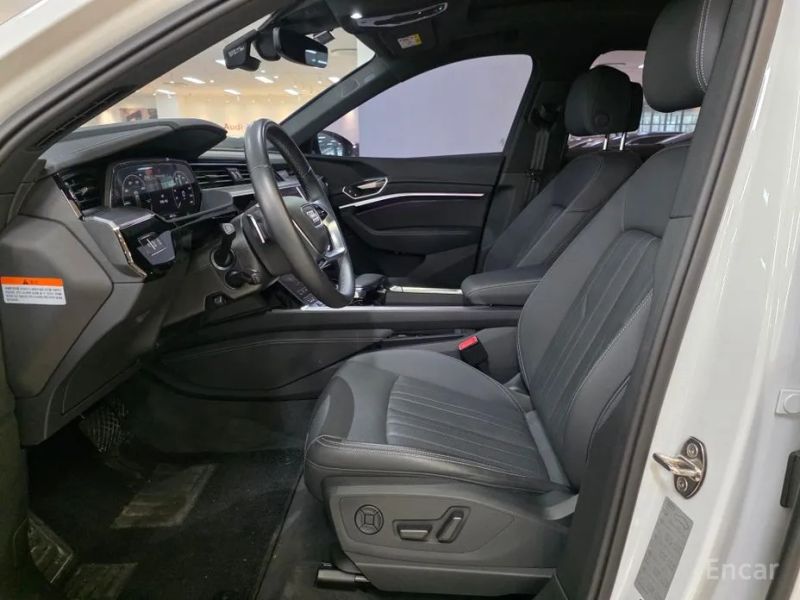 Audi Q8 e-tron