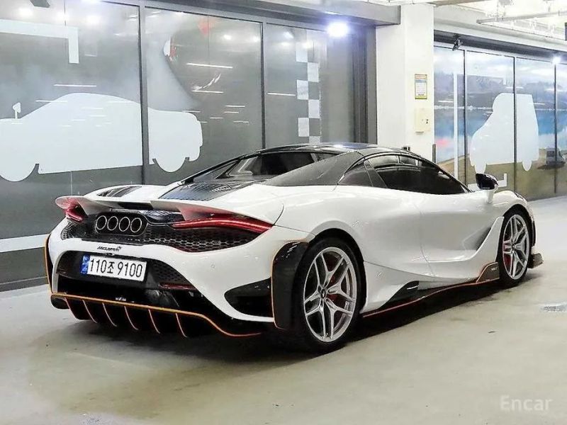 Mclaren 765LT
