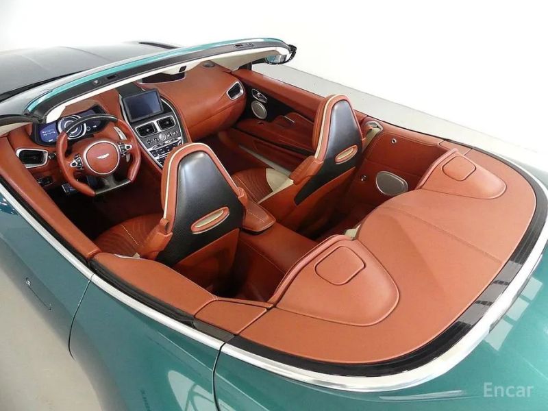 Astonmartin DB11