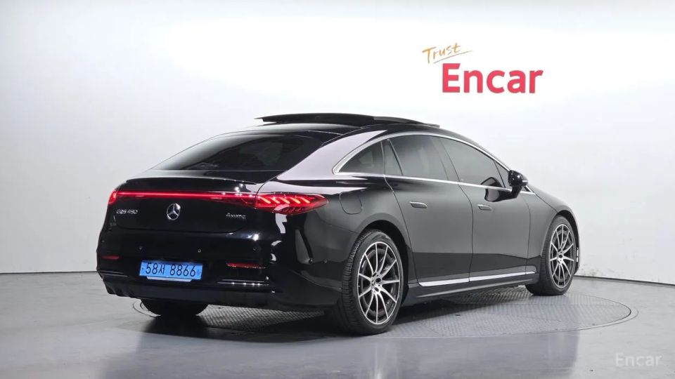 Mercedes-Benz EQS