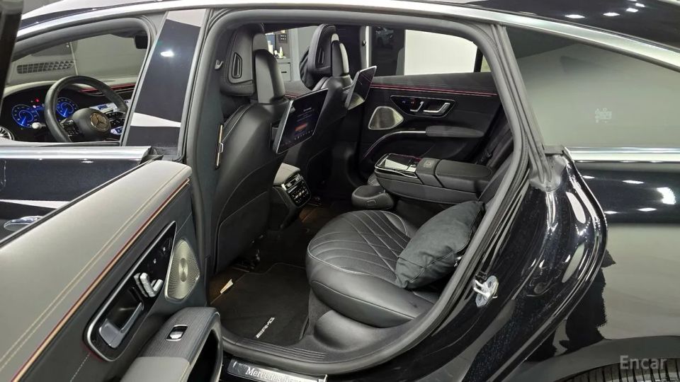 Mercedes-Benz EQS
