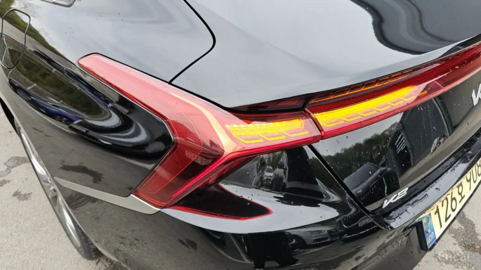 Kia K8