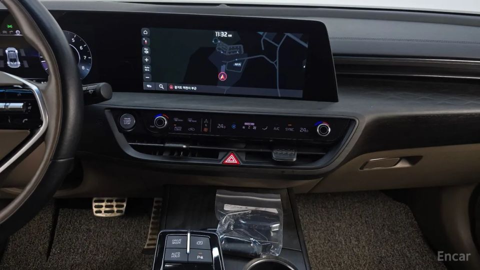 Kia K8