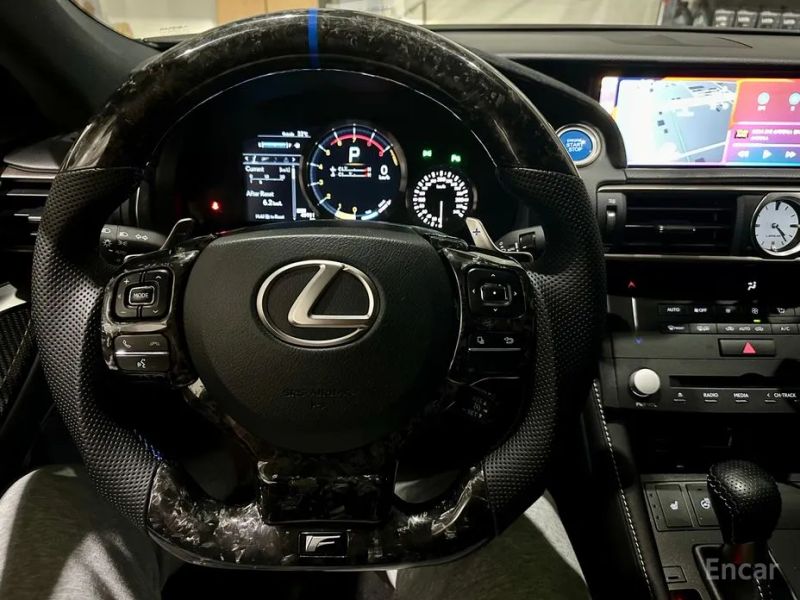 Lexus RC