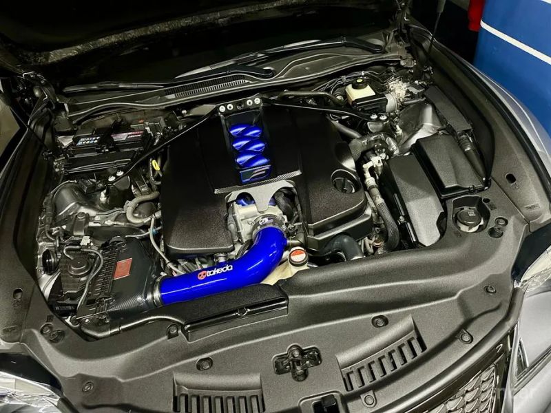 Lexus RC