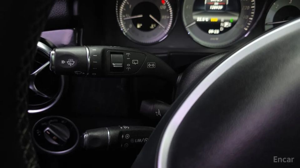 Mercedes-Benz GLK-Class