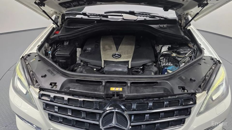 Mercedes-Benz M-class