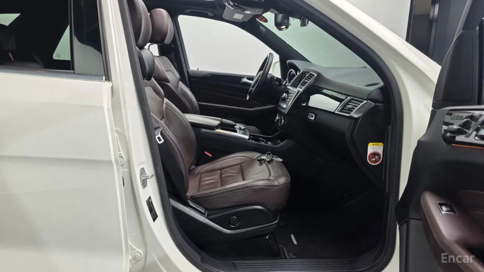 Mercedes-Benz M-class