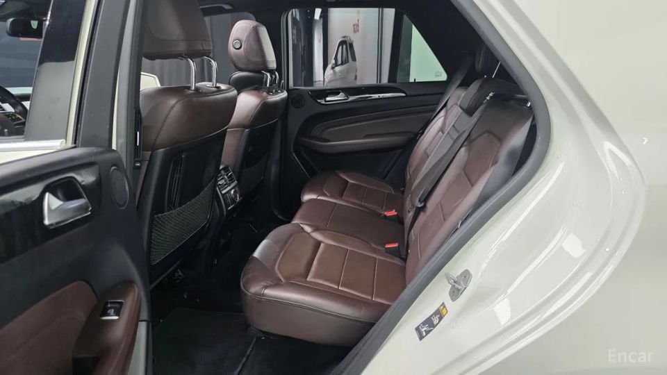 Mercedes-Benz M-class