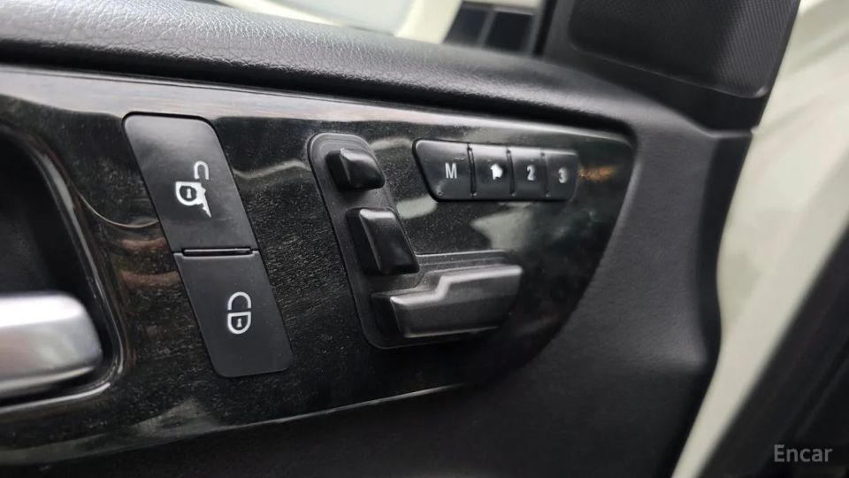 Mercedes-Benz M-class