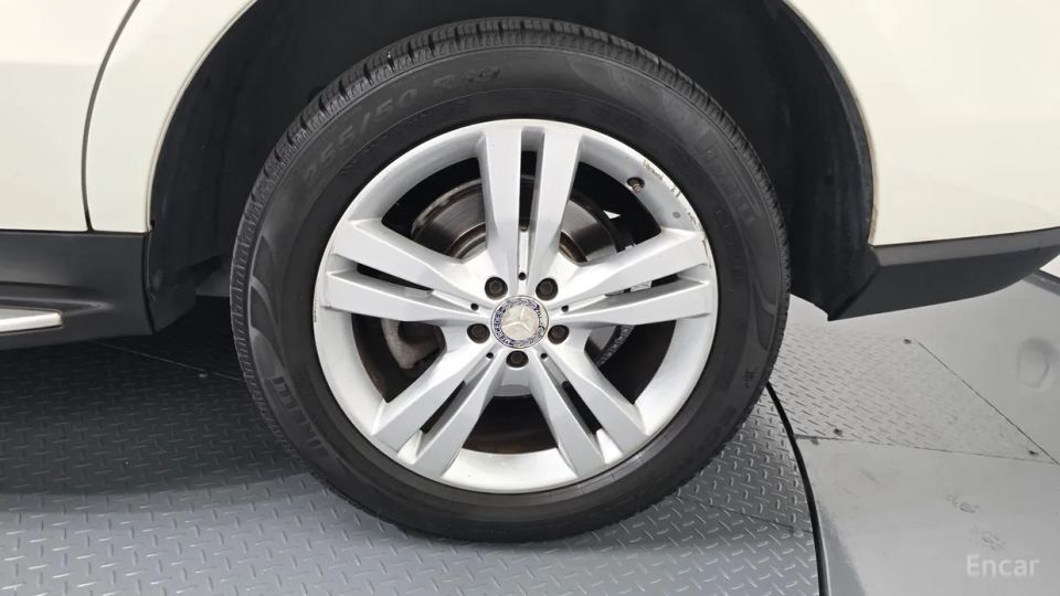 Mercedes-Benz M-class