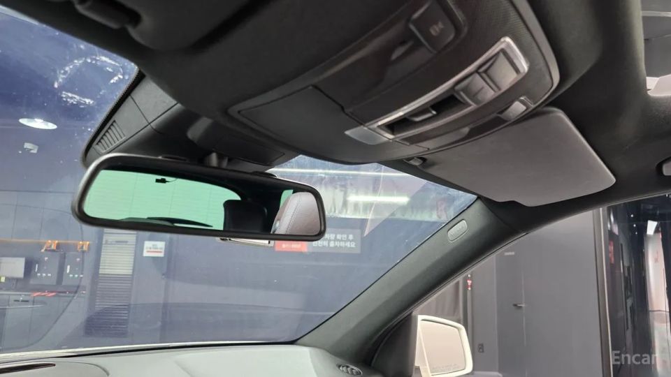 Mercedes-Benz M-class