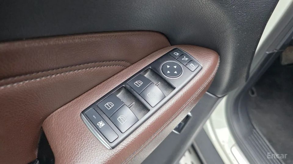 Mercedes-Benz M-class