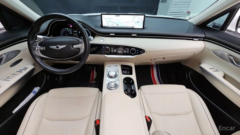 Genesis GV70