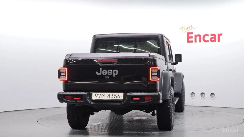 Jeep gladiator