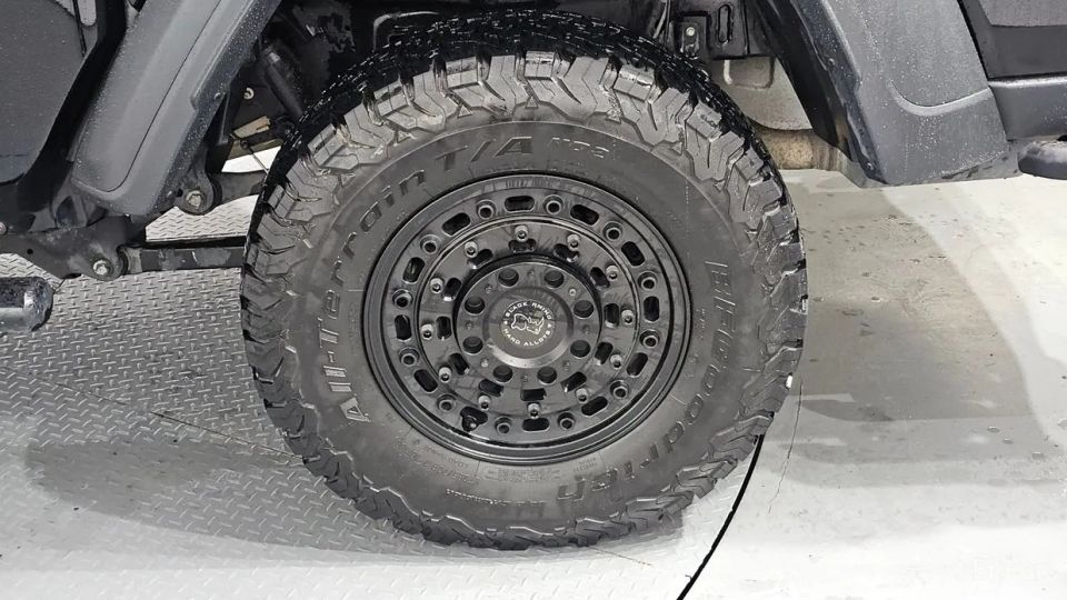 Jeep gladiator