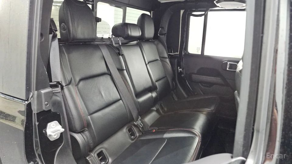 Jeep gladiator