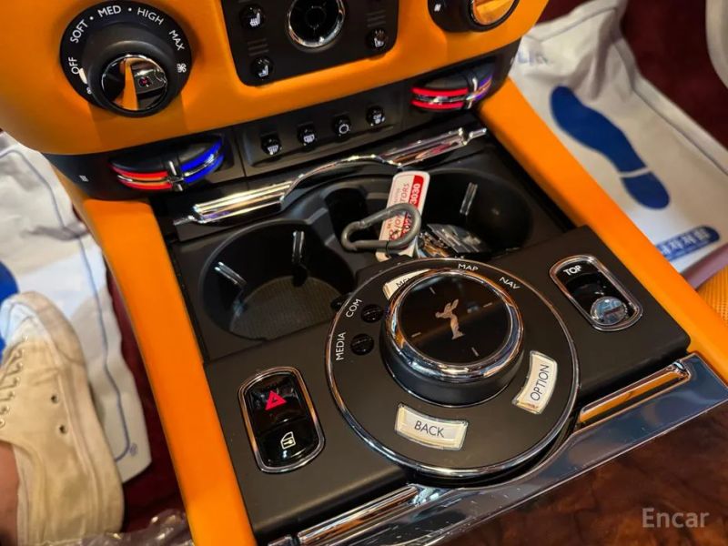 Rolls-Royce Dawn